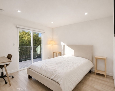 7819 Goldmine Lane - Photo Thumbnail 36