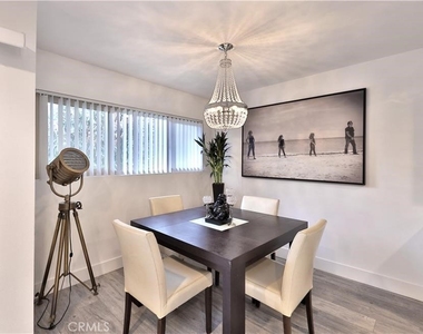4632 Park Granada - Photo Thumbnail 3