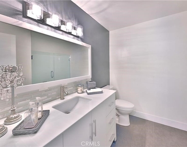 4632 Park Granada - Photo Thumbnail 4