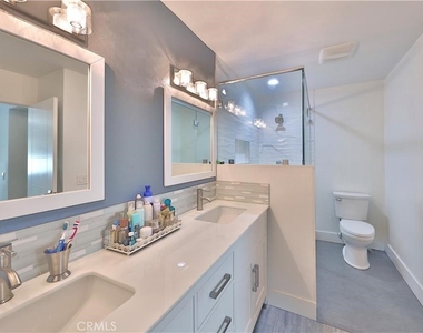 4632 Park Granada - Photo Thumbnail 6