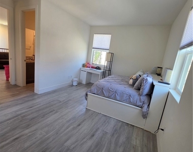 19018 Martino Court - Photo Thumbnail 24