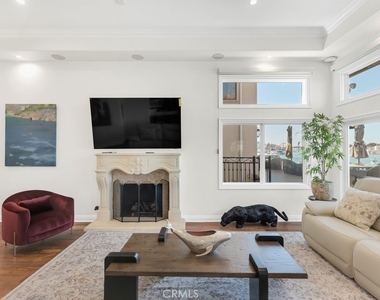 2051 Greencastle Way - Photo Thumbnail 10