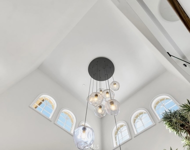 2051 Greencastle Way - Photo Thumbnail 27