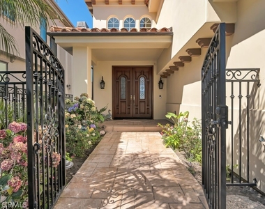 2051 Greencastle Way - Photo Thumbnail 6