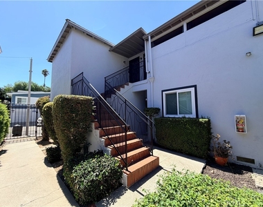 617 Kew Street - Photo Thumbnail 1