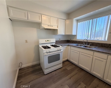 3134 W 145th Street - Photo Thumbnail 6