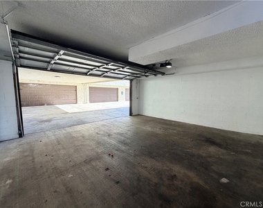 3134 W 145th Street - Photo Thumbnail 13