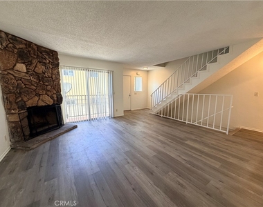 3134 W 145th Street - Photo Thumbnail 4