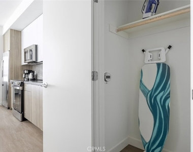 511 S Harbor - Photo Thumbnail 6