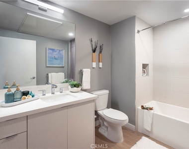 511 S Harbor - Photo Thumbnail 5
