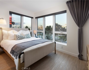 511 S Harbor - Photo Thumbnail 4