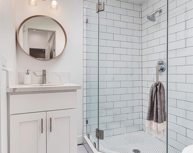 8611 Rosewood Avenue - Photo Thumbnail 11