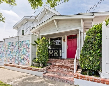 8611 Rosewood Avenue - Photo Thumbnail 19