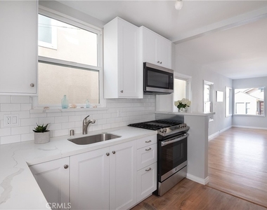138 35th Street - Photo Thumbnail 7