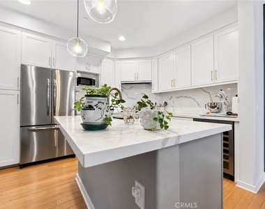 5410 W 149th - Photo Thumbnail 2