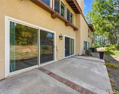 255 S Vista Del Monte - Photo Thumbnail 27