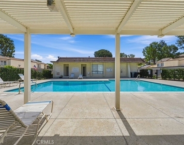 255 S Vista Del Monte - Photo Thumbnail 29