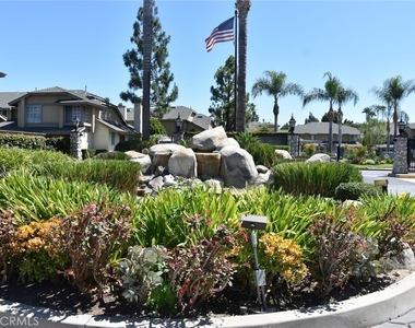 630 W Palm - Photo Thumbnail 1