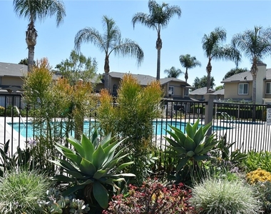 630 W Palm - Photo Thumbnail 3