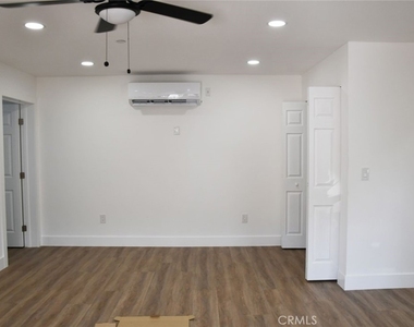 164 S Citrus - Photo Thumbnail 15