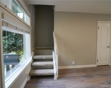 320 12th Street - Photo Thumbnail 18