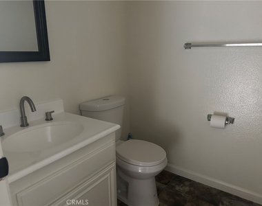 3431 Artesia Boulevard - Photo Thumbnail 11