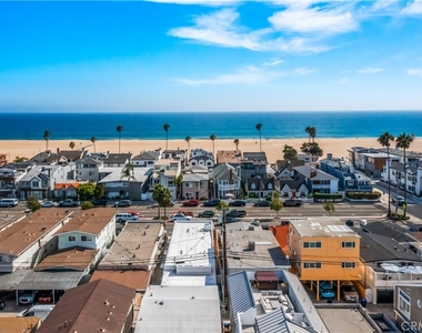 1128 W Balboa Blvd - Photo Thumbnail 2