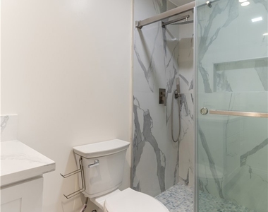 1128 W Balboa Blvd - Photo Thumbnail 19