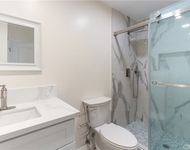 1128 W Balboa Blvd - Photo Thumbnail 20