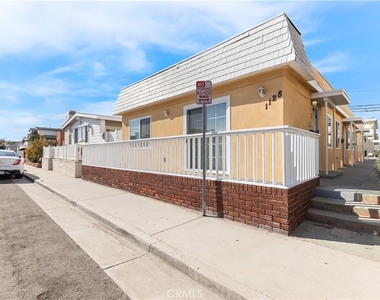1128 W Balboa Blvd - Photo Thumbnail 4
