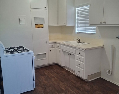 7773 11th Street - Photo Thumbnail 2
