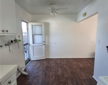 7773 11th Street - Photo Thumbnail 5