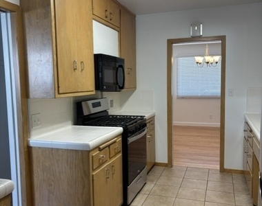2260 Warmouth - Photo Thumbnail 11