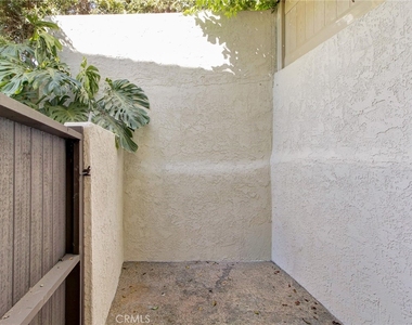 2801 Palos Verdes W - Photo Thumbnail 30