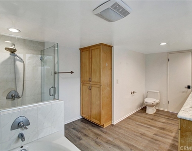 2801 Palos Verdes W - Photo Thumbnail 18