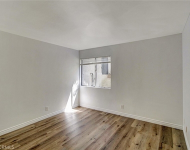 2801 Palos Verdes W - Photo Thumbnail 21