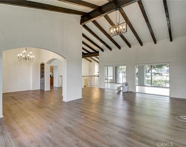 2801 Palos Verdes W - Photo Thumbnail 7
