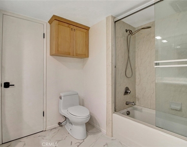 2801 Palos Verdes W - Photo Thumbnail 24