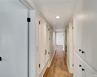 2801 Palos Verdes W - Photo Thumbnail 13