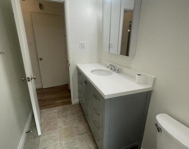 2705 Piedmont Avenue - Photo Thumbnail 18