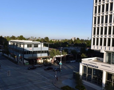 175 S Lake Avenue - Photo Thumbnail 11