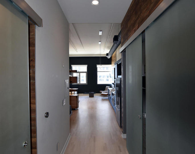 175 S Lake Avenue - Photo Thumbnail 2