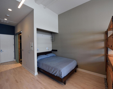 175 S Lake Avenue - Photo Thumbnail 6