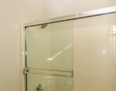 25 Rinehart Road - Photo Thumbnail 15