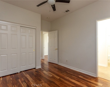 25 Rinehart Road - Photo Thumbnail 20