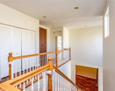 25 Rinehart Road - Photo Thumbnail 19