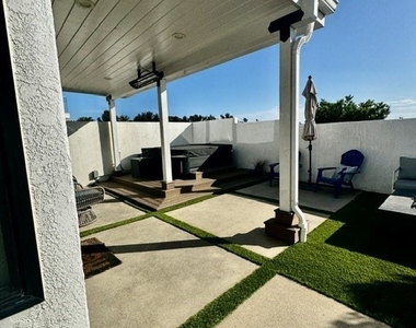 55 Palm Beach Court - Photo Thumbnail 29