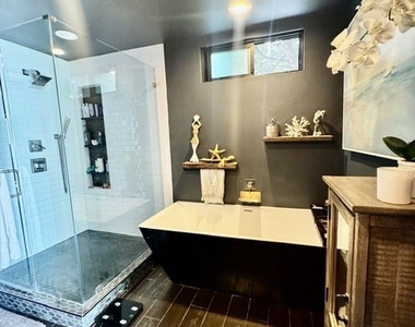 55 Palm Beach Court - Photo Thumbnail 22