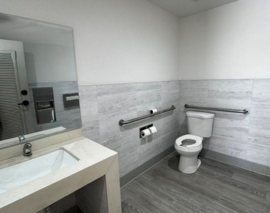 55 Palm Beach Court - Photo Thumbnail 41