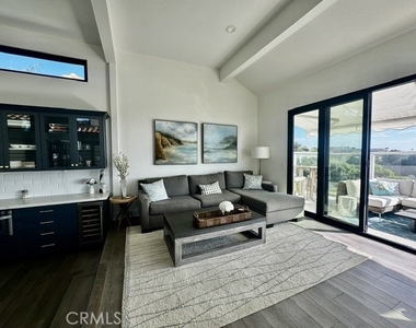 55 Palm Beach Court - Photo Thumbnail 8